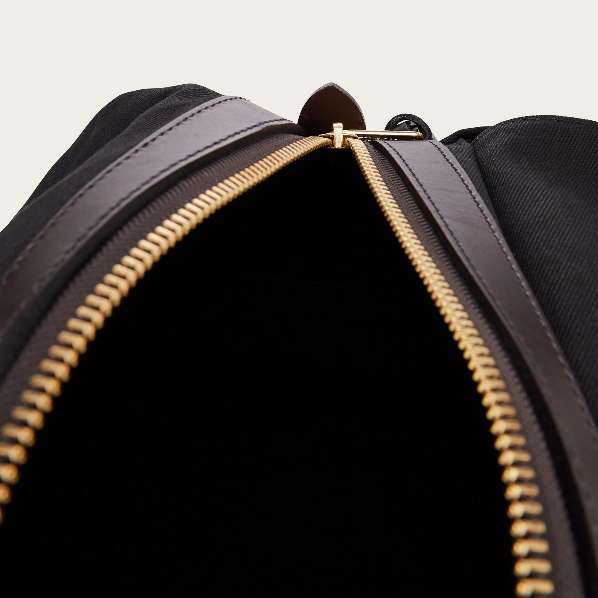 SMALL RUGGED TWILL DUFFLE - Image 9